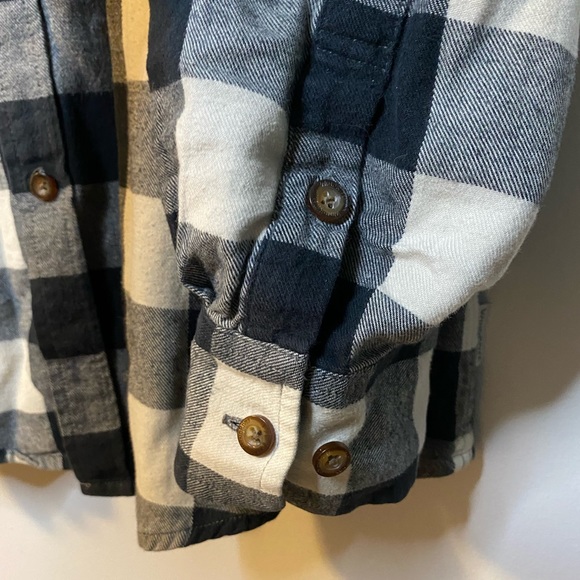 WindRiver Plaid Button Up Flannel Shirt - Picture 4 of 6